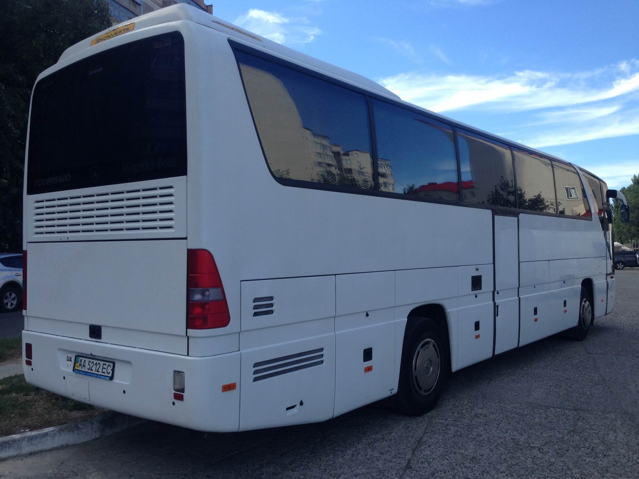 Аренда автобуса Mercedes Tourismo